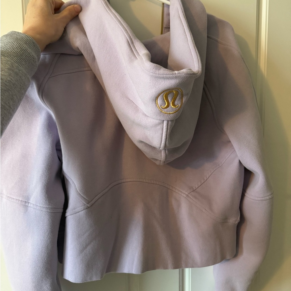 Lululemon scuba hoodie size XS/S lilac color